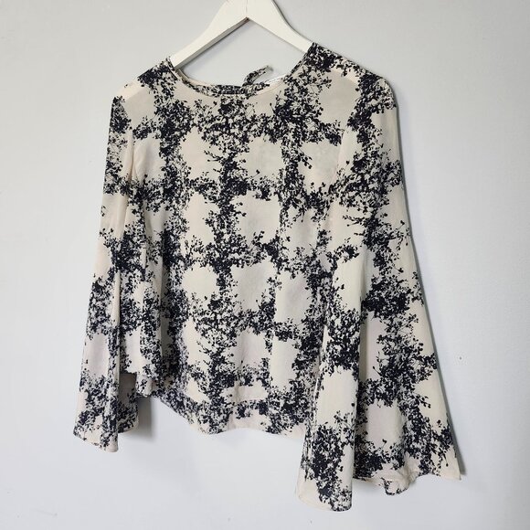 $5 LAST CALL! CLUB MONACO // Floral Blouse - Picture 1 of 9